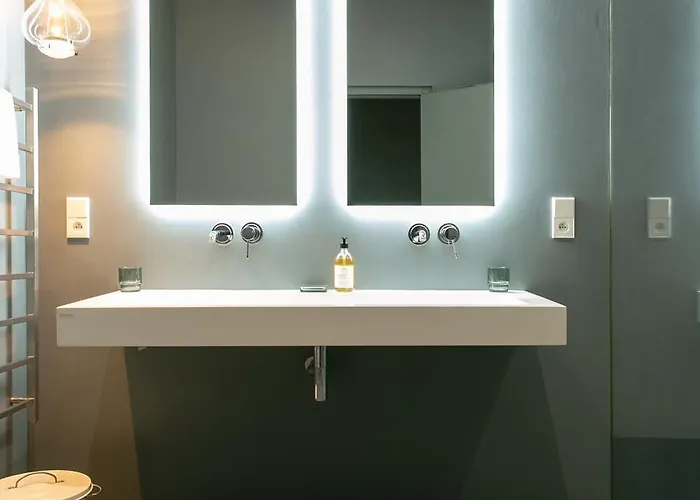 Le Turenne - 5 Etoiles - Hypercentre - Parking Prive Nantes