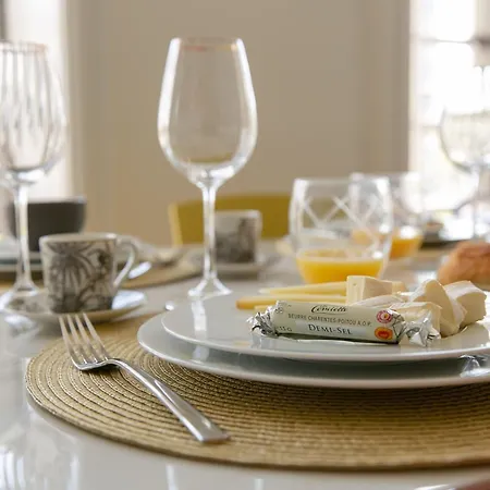 Apartament Le Turenne - 5 Etoiles - Hypercentre - Parking Prive Nantes